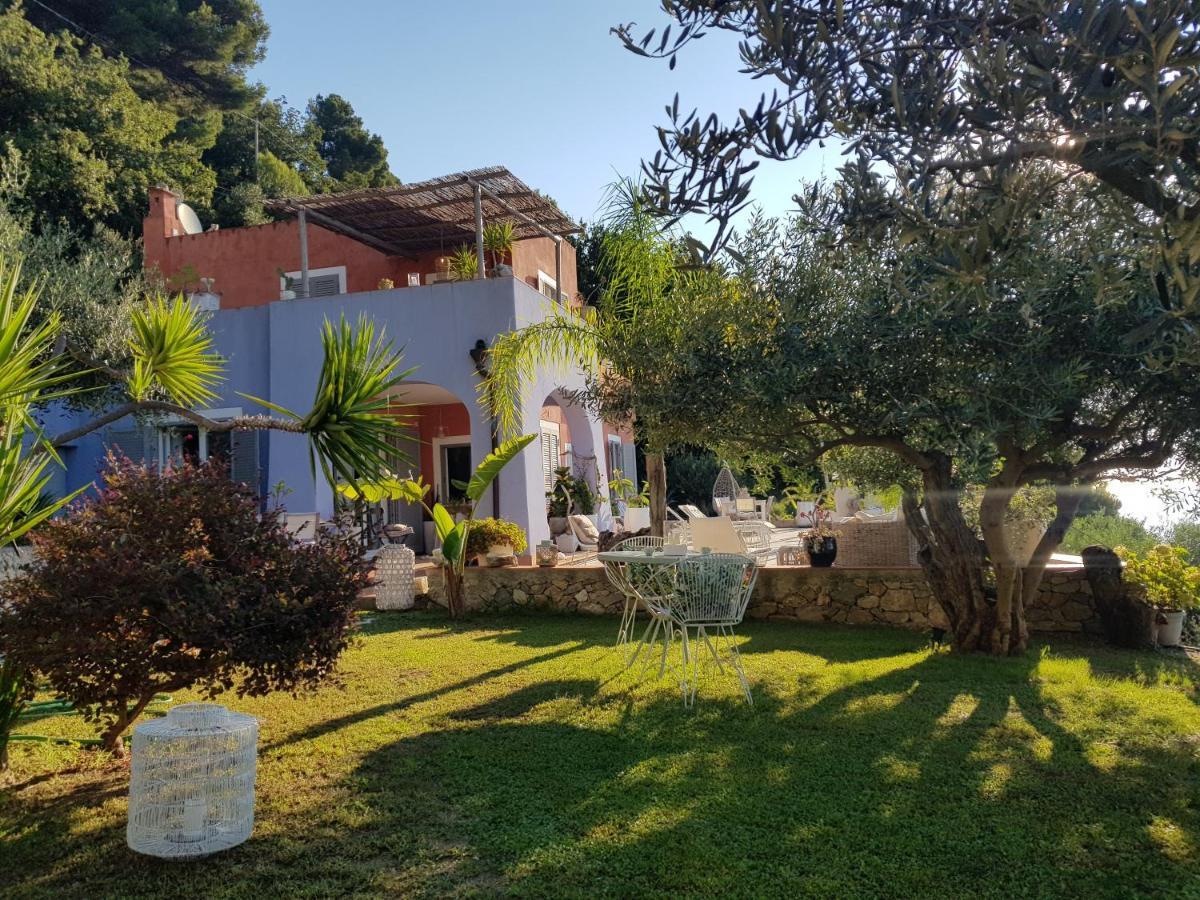 La Bouganvilla Charme & Relax Vista Mare Finale Ligure Dış mekan fotoğraf